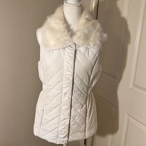 Dress Barn White Faux Fur Nylon Vest